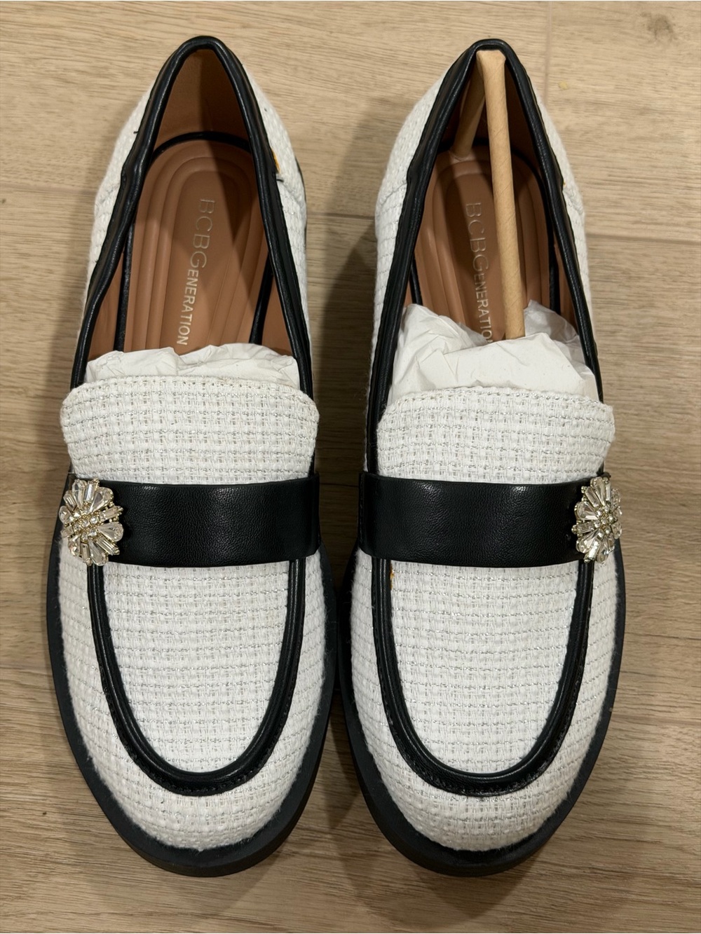 BCBGeneration White Tweed Loafers with Black Trim and Gold Brooch